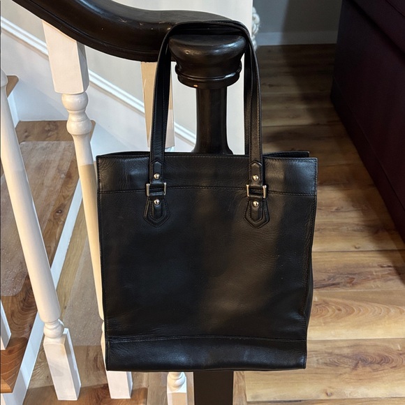 EUC Coach Charlie Black Leather Tote Purse Handbag - Picture 4 of 8